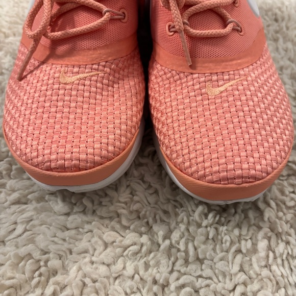 Nike Womens Presto Fly sneakers Coral Stardust 7.5 - Picture 6 of 10